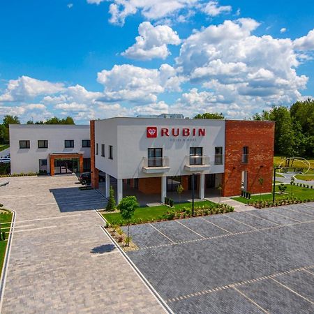 Hotel Rubin Stara Blotnica Экстерьер фото