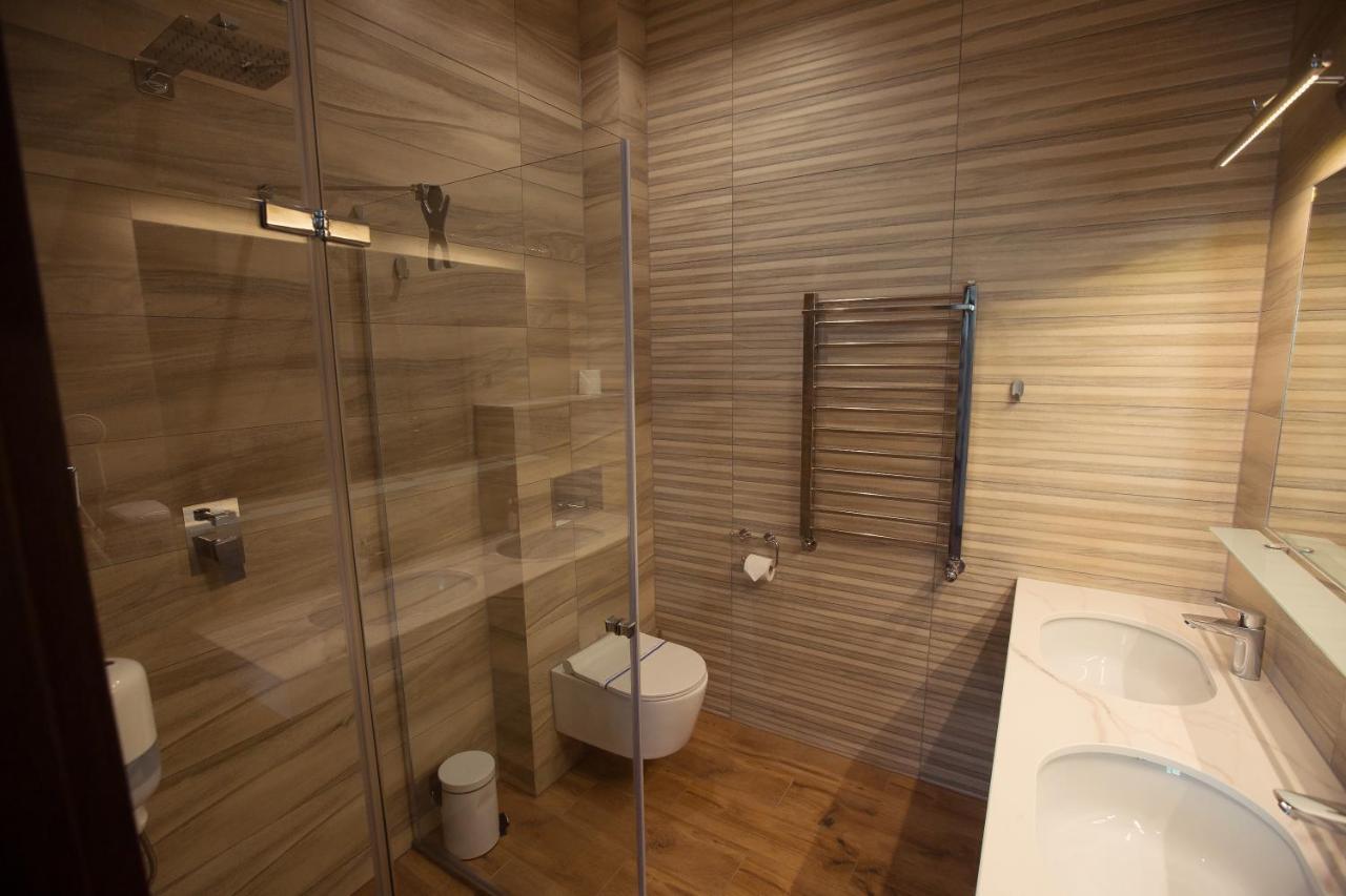 Hotel Rubin Stara Blotnica Экстерьер фото