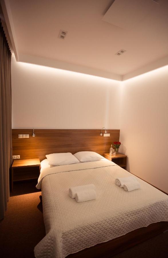 Hotel Rubin Stara Blotnica Экстерьер фото
