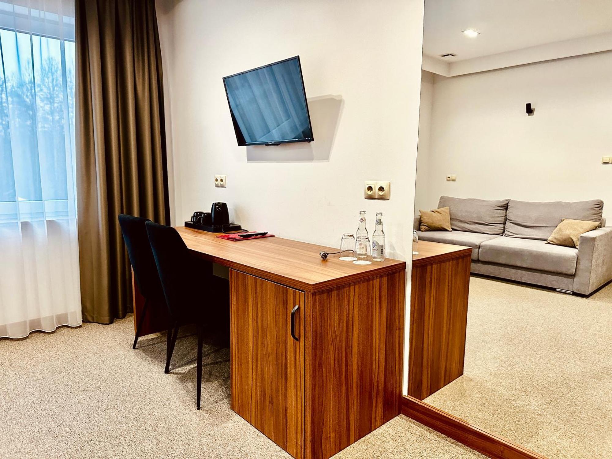 Hotel Rubin Stara Blotnica Экстерьер фото